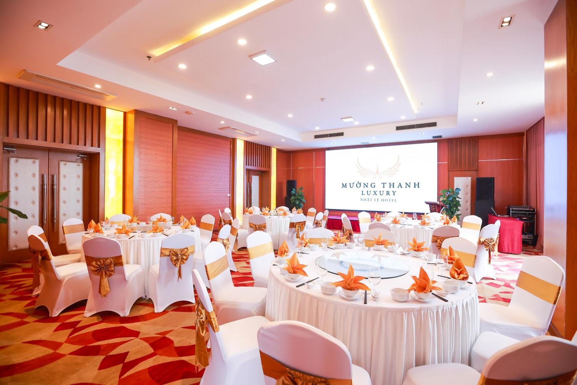 Muong Thanh Luxury Nhat Le Hotel Донгхой Екстер'єр фото