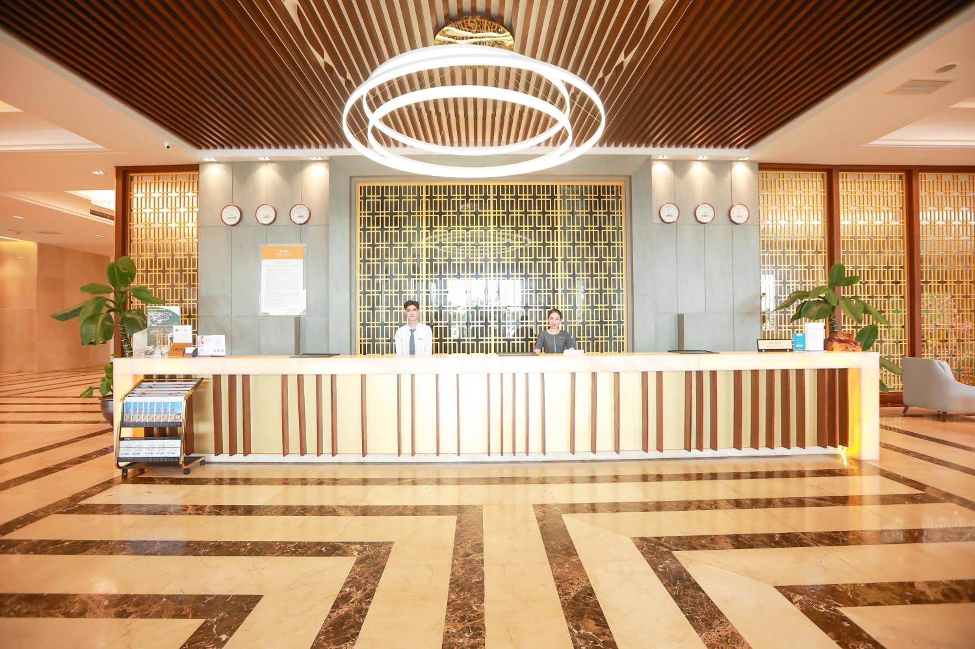 Muong Thanh Luxury Nhat Le Hotel Донгхой Екстер'єр фото