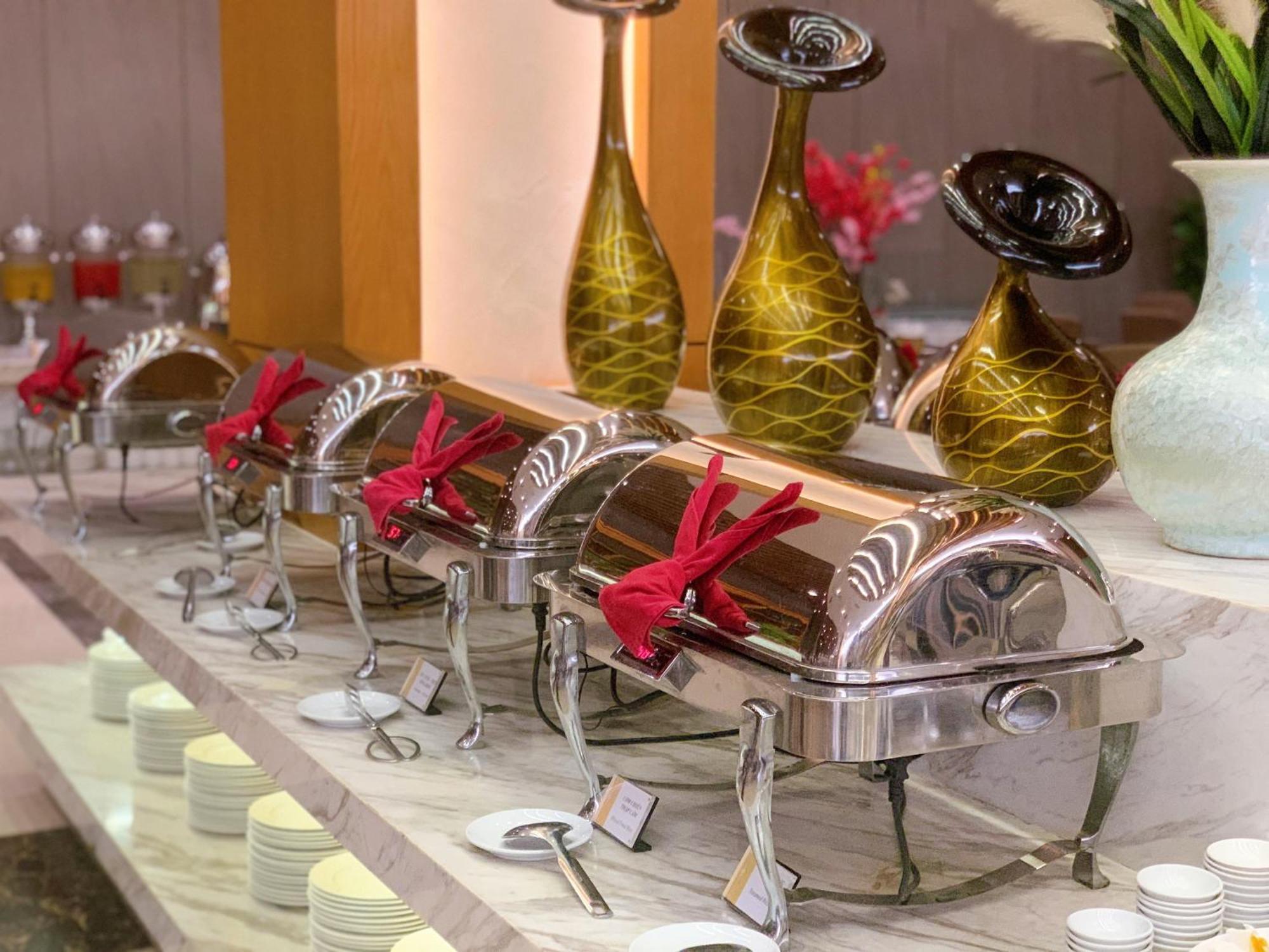 Muong Thanh Luxury Nhat Le Hotel Донгхой Екстер'єр фото
