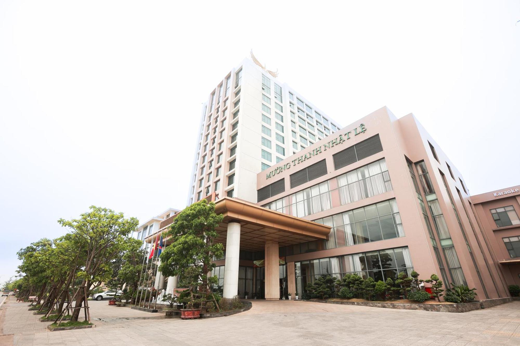 Muong Thanh Luxury Nhat Le Hotel Донгхой Екстер'єр фото
