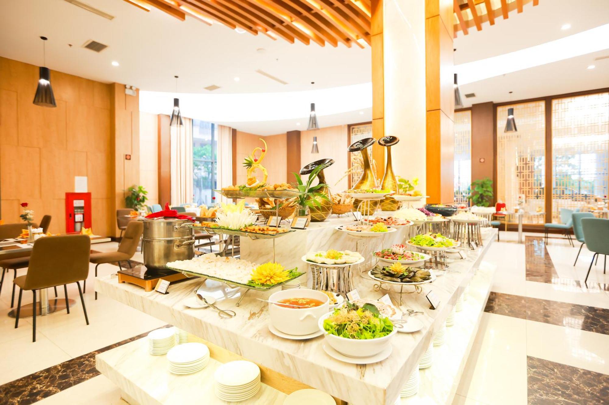 Muong Thanh Luxury Nhat Le Hotel Донгхой Екстер'єр фото
