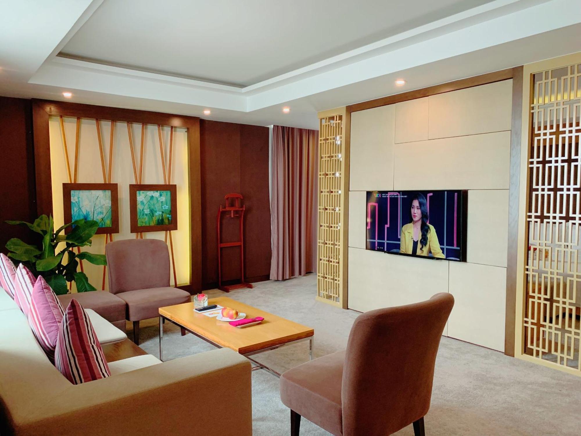 Muong Thanh Luxury Nhat Le Hotel Донгхой Екстер'єр фото